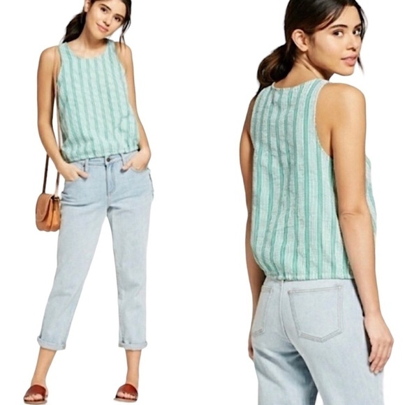 Universal Thread Tops - Universal Thread Green & White Striped Texturized Sleeveless Blouse US L